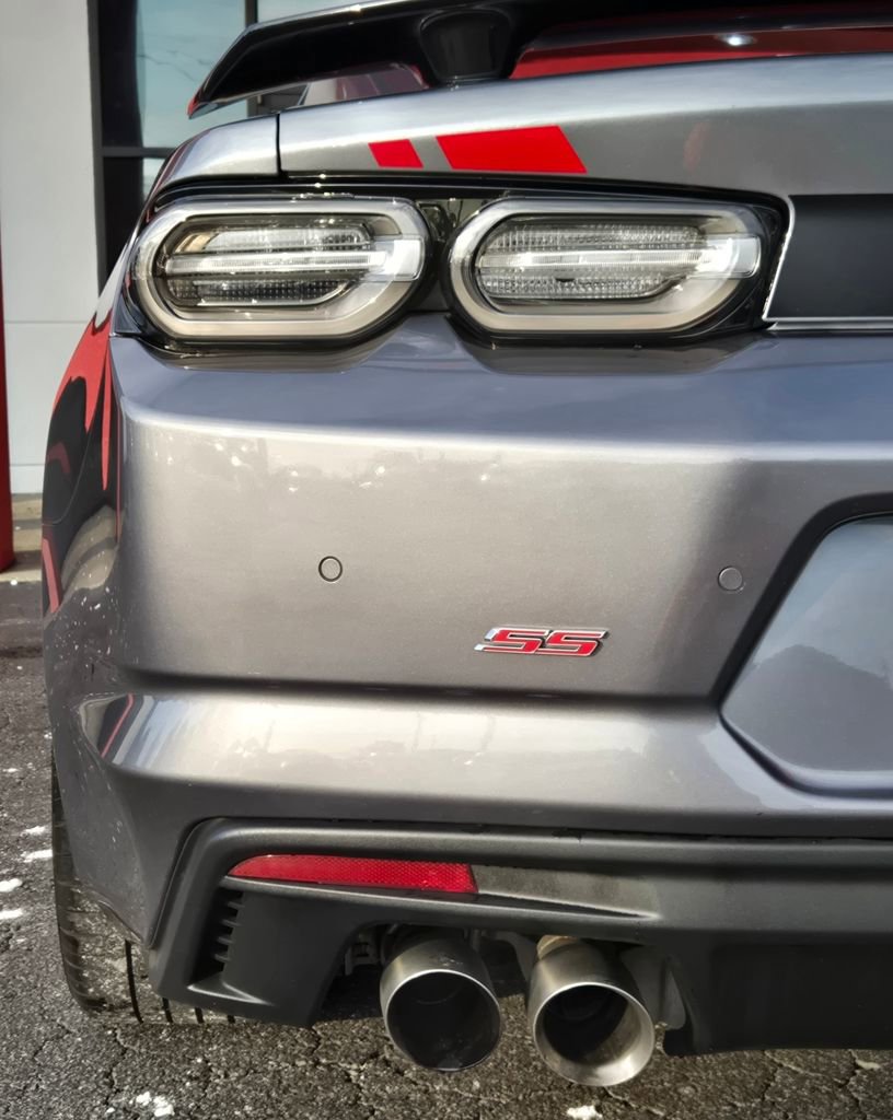 Used 2021 Chevrolet Camaro SS w/ Redline Edition RWD image 10