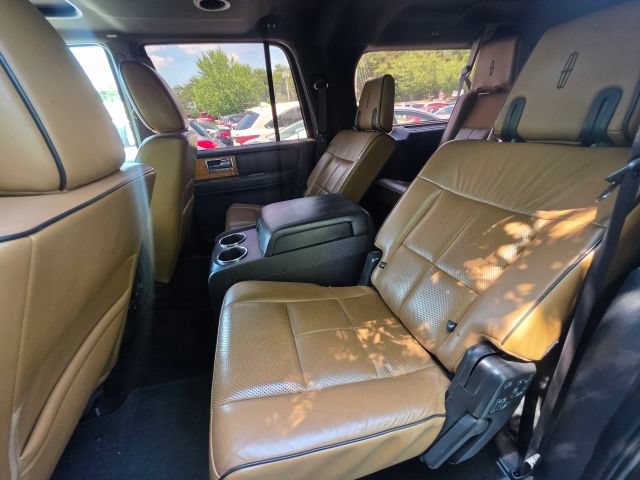 Used 2013 Lincoln Navigator L 2WD image 21