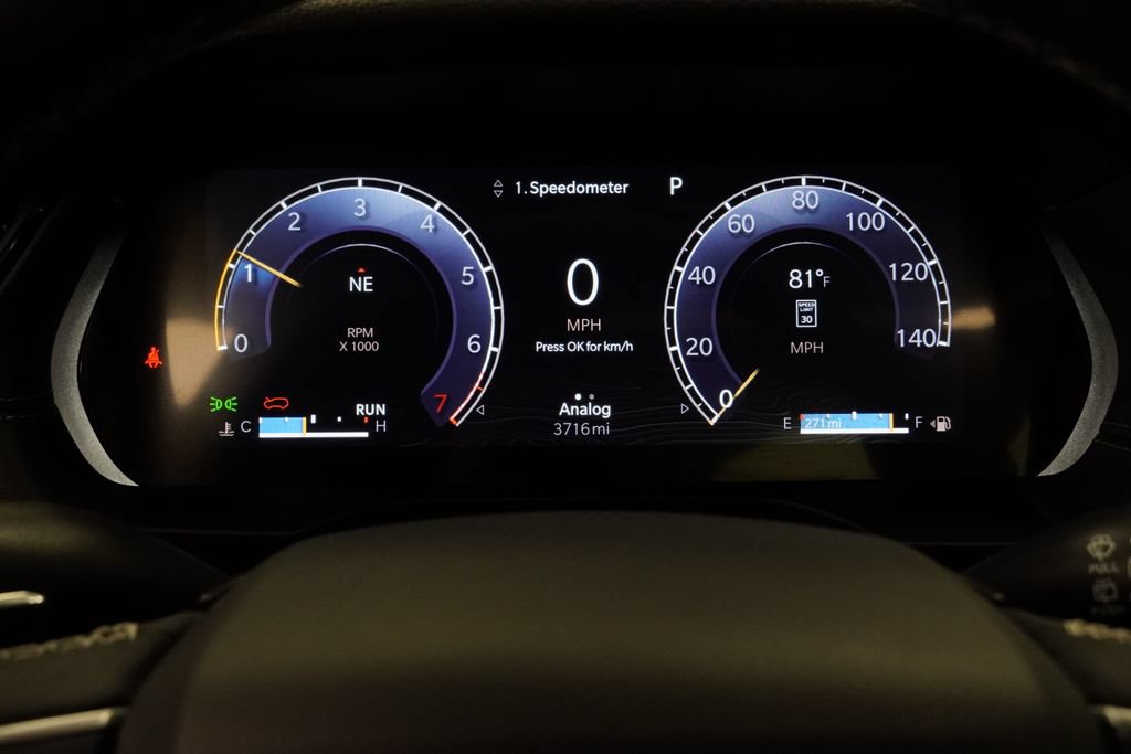 Certified 2026 Jeep Grand Cherokee Limited w/ Limited Altitude Package AWD/4WD image 32