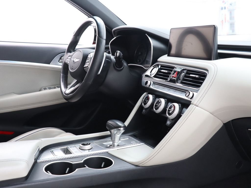 Used 2022 Genesis G70 3.3T w/ Sport Advanced Package image 35