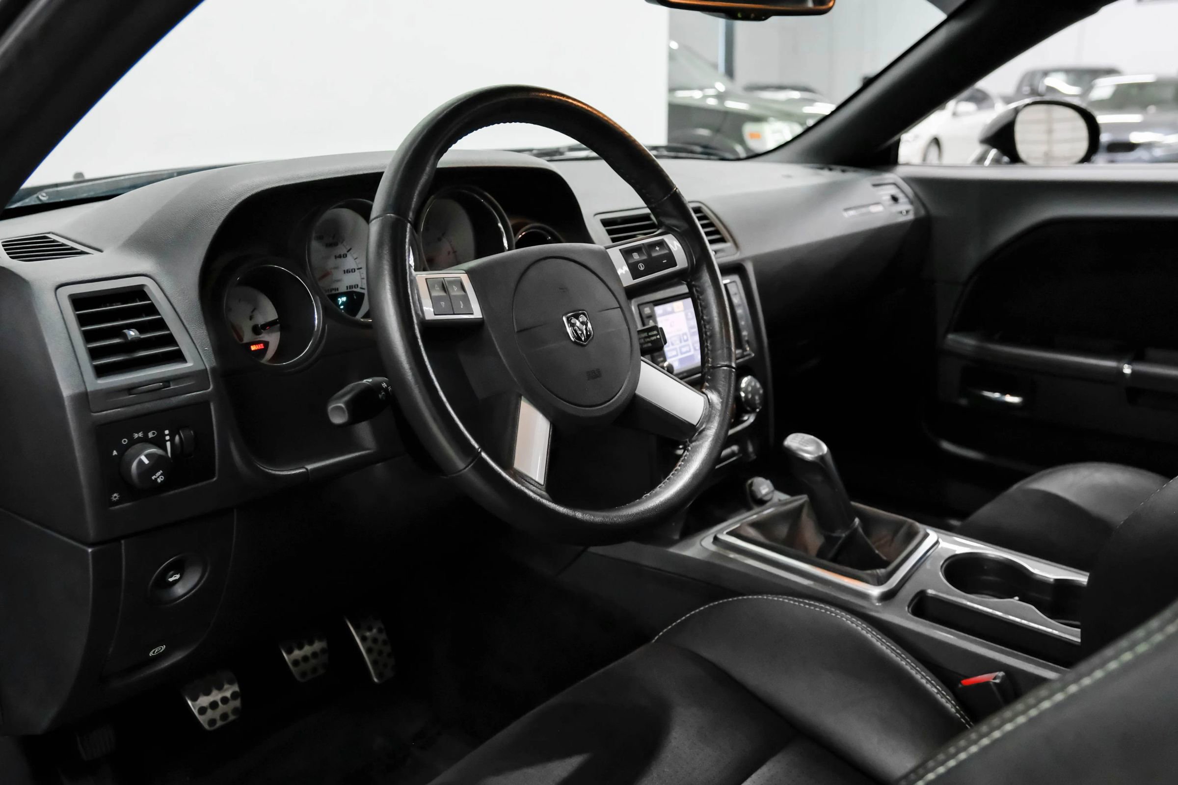 Used 2009 Dodge Challenger SRT8 w/ SRT Option Group II RWD image 2
