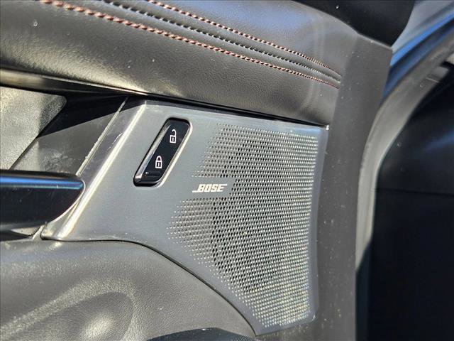 Used 2019 MAZDA MAZDA3 Hatchback w/ Premium Package image 12