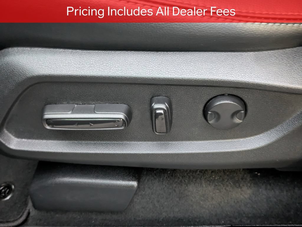 Used 2025 Honda Pilot Touring image 20