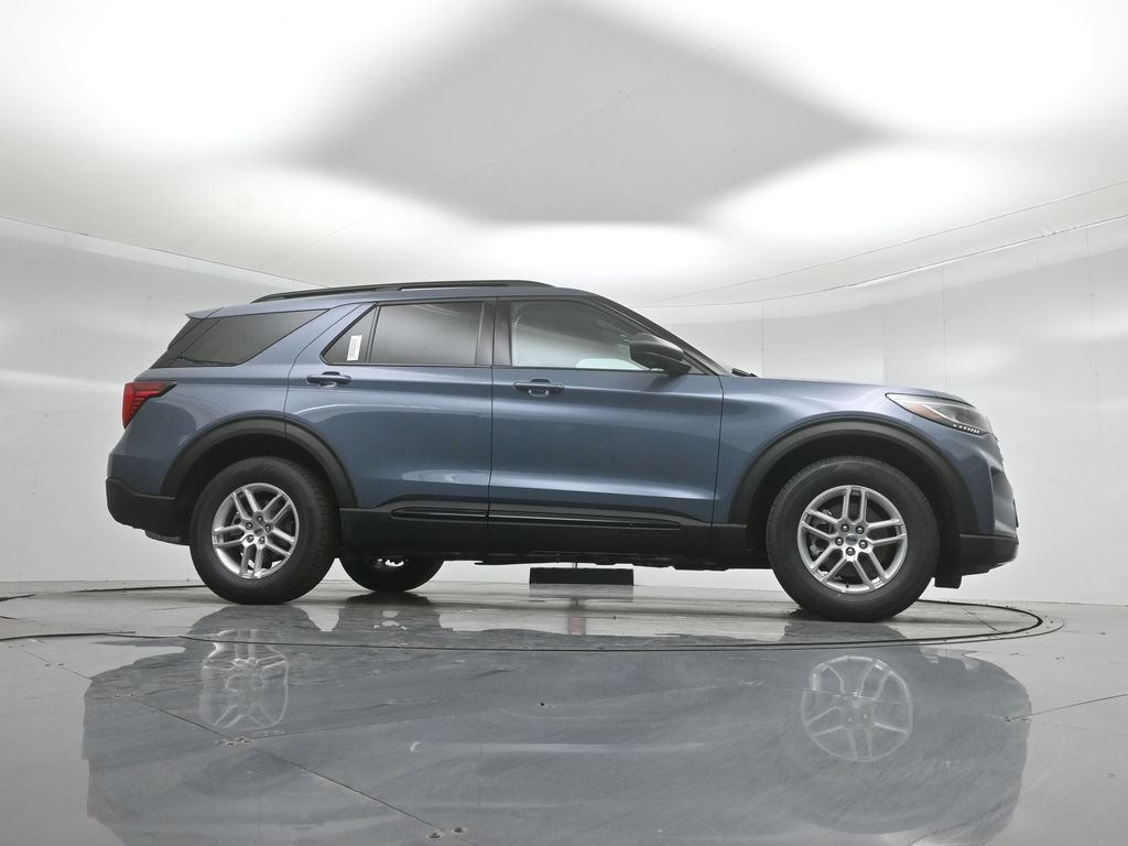 New 2026 Ford Explorer Active RWD image 45
