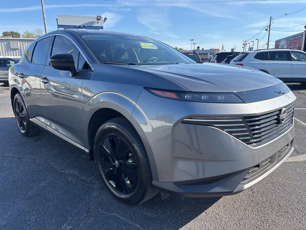 Used 2025 Nissan Murano SV image 1