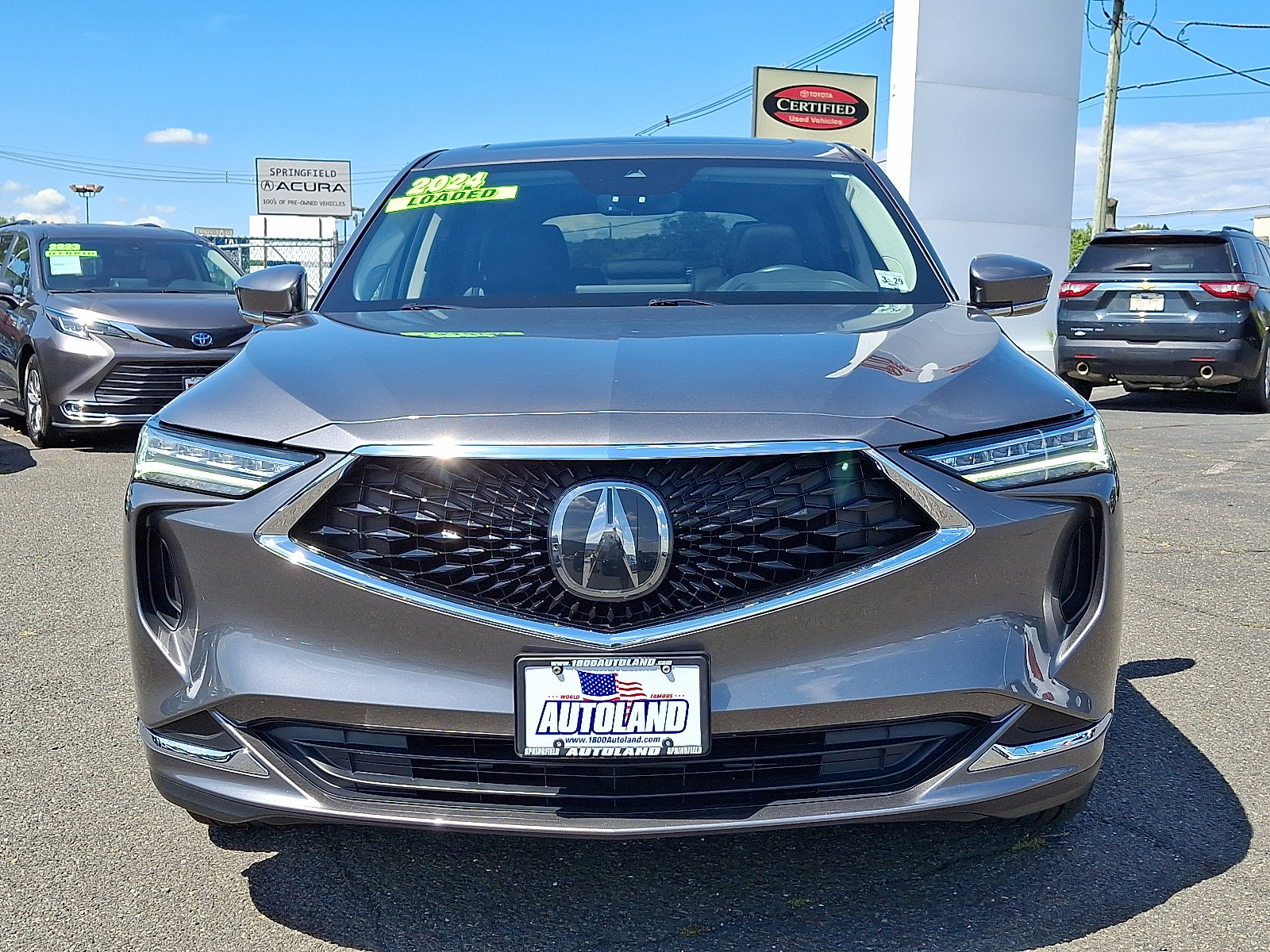 Used 2024 Acura MDX SH-AWD image 2