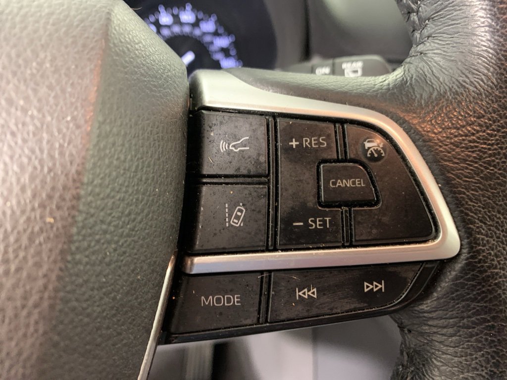 Used 2021 Toyota Sienna XLE w/ XLE Plus Package image 23