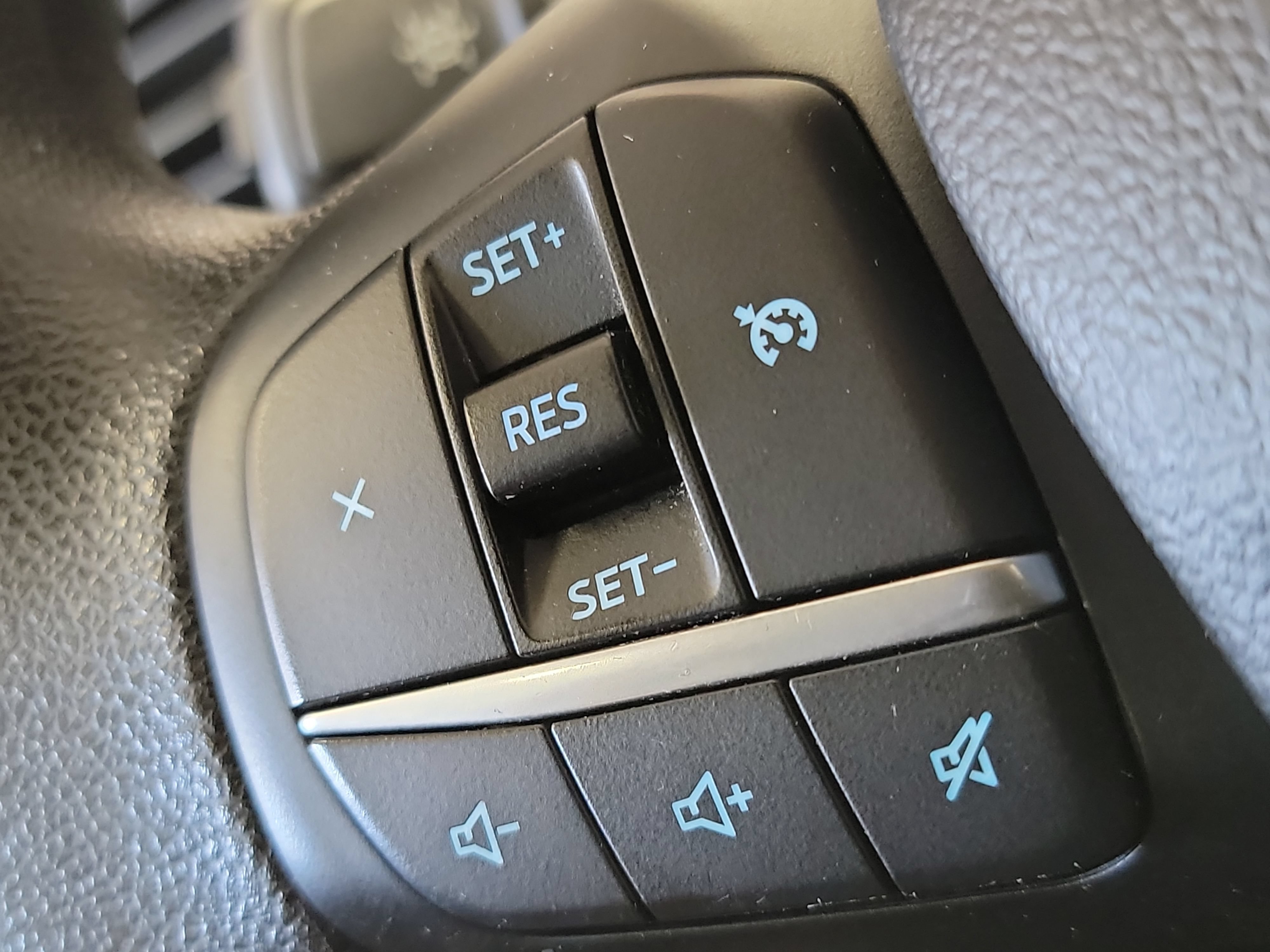 Used 2020 Ford Escape SE AWD/4WD image 33