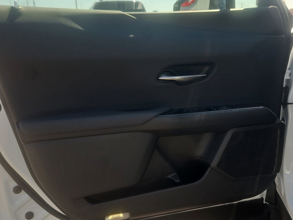 New 2026 Lexus UX 300h FWD image 18