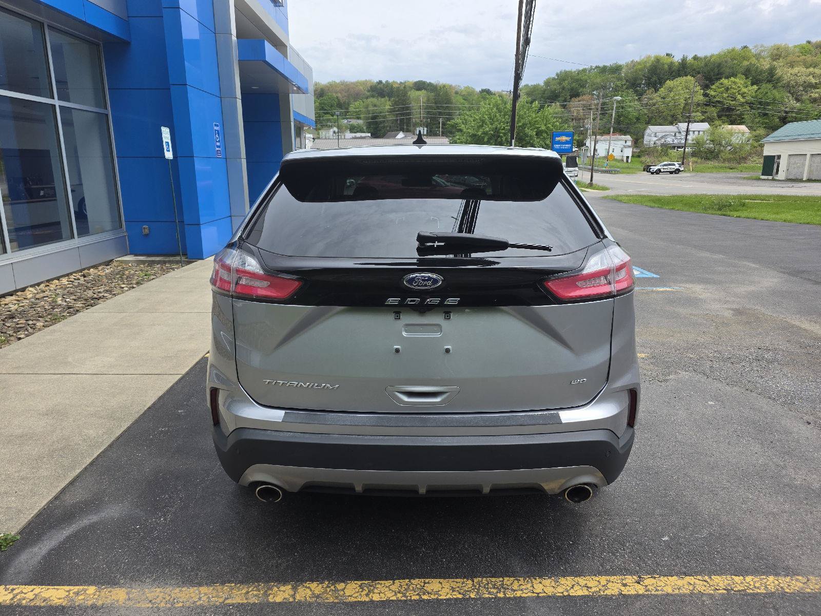 Used 2024 Ford Edge Titanium AWD/4WD image 7