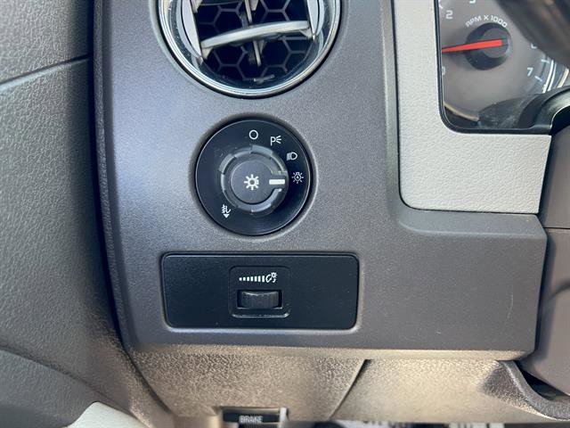 Used 2010 Ford F150 XLT AWD/4WD image 27