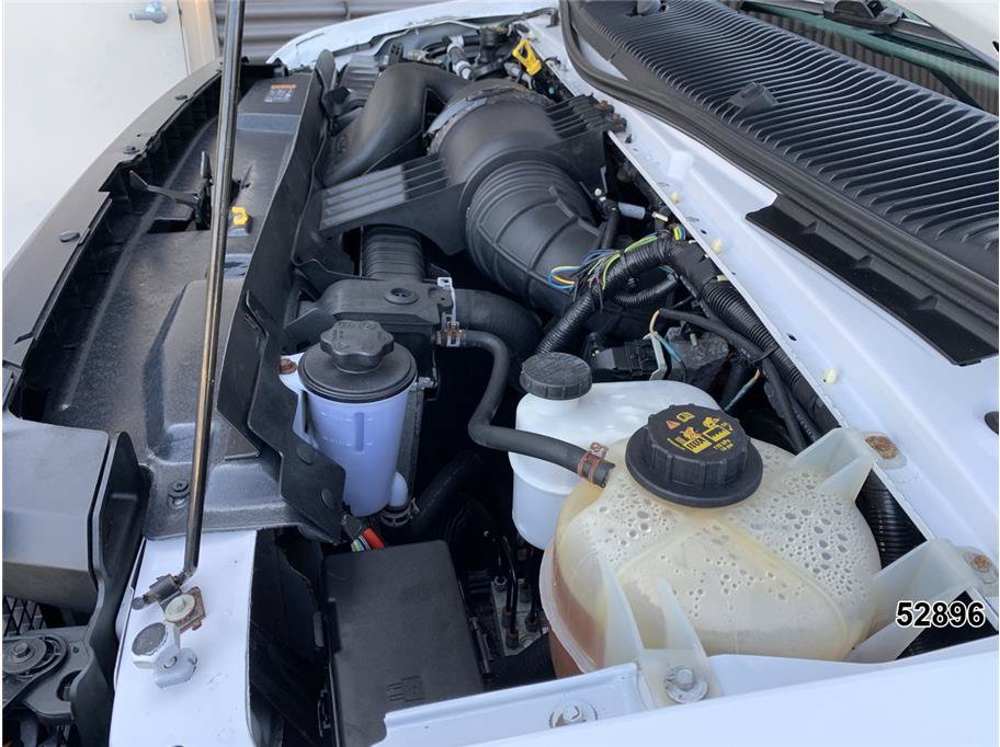 Used 2017 Ford E-350 and Econoline 350 Super Duty w/ Power Windows & Locks Group RWD image 16
