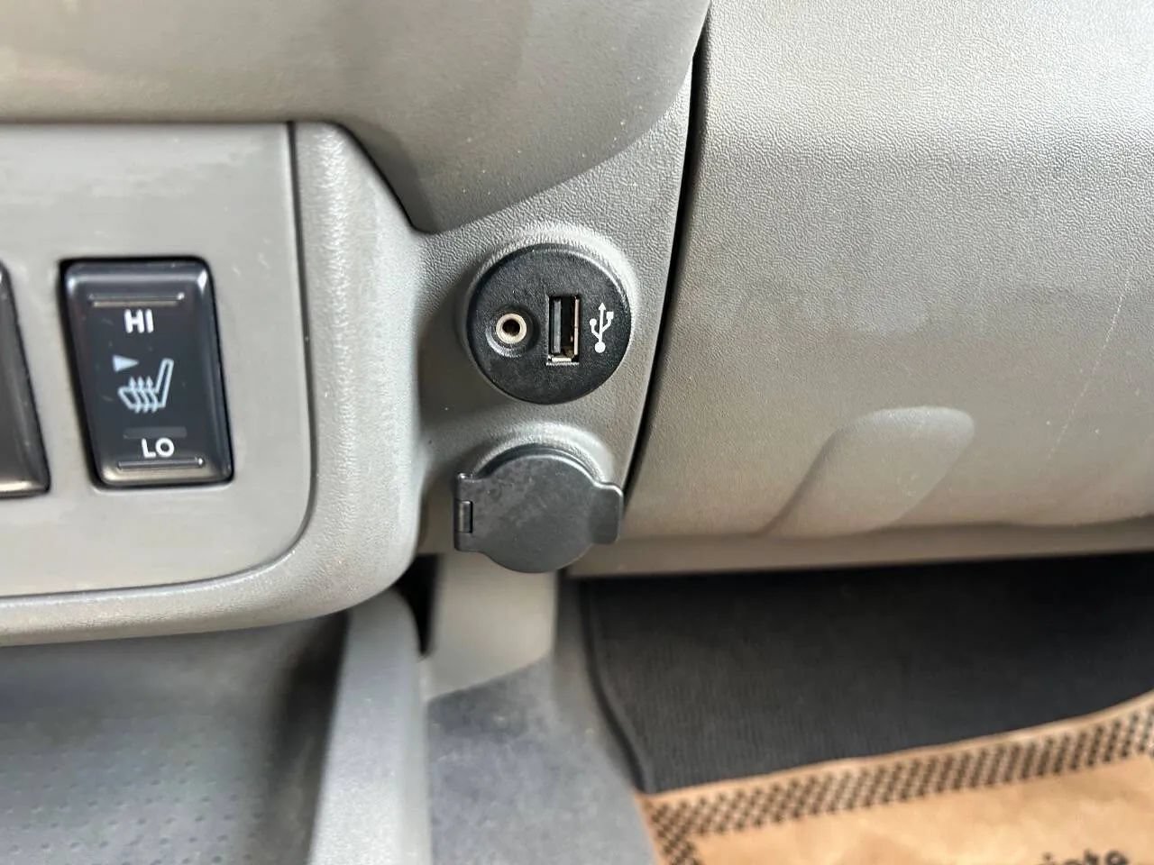 Used 2019 Nissan Frontier SL RWD image 23