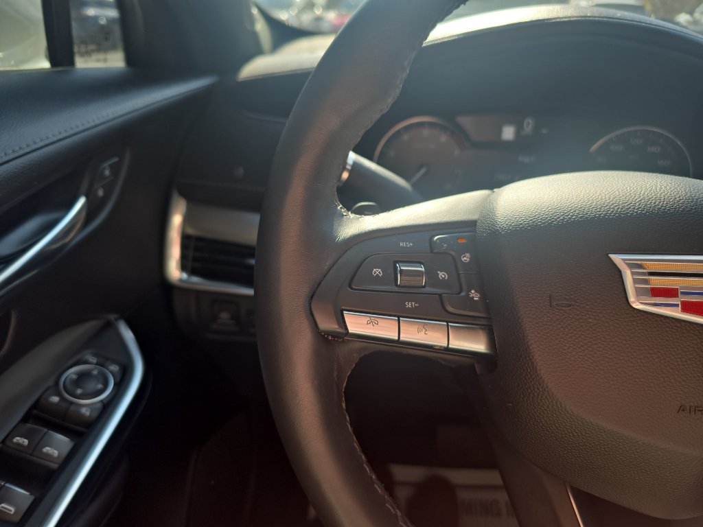 Used 2022 Cadillac XT4 Premium Luxury w/ Cold Weather Package AWD/4WD image 21
