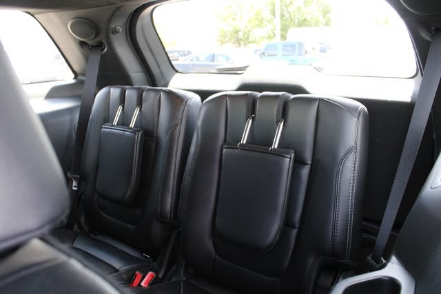 Used 2019 Ford Explorer Limited w/ Class III Trailer Tow Package FWD image 24