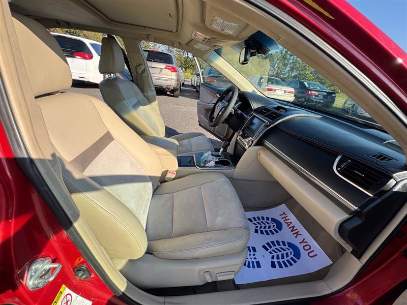 Used 2012 Toyota Camry XLE image 37