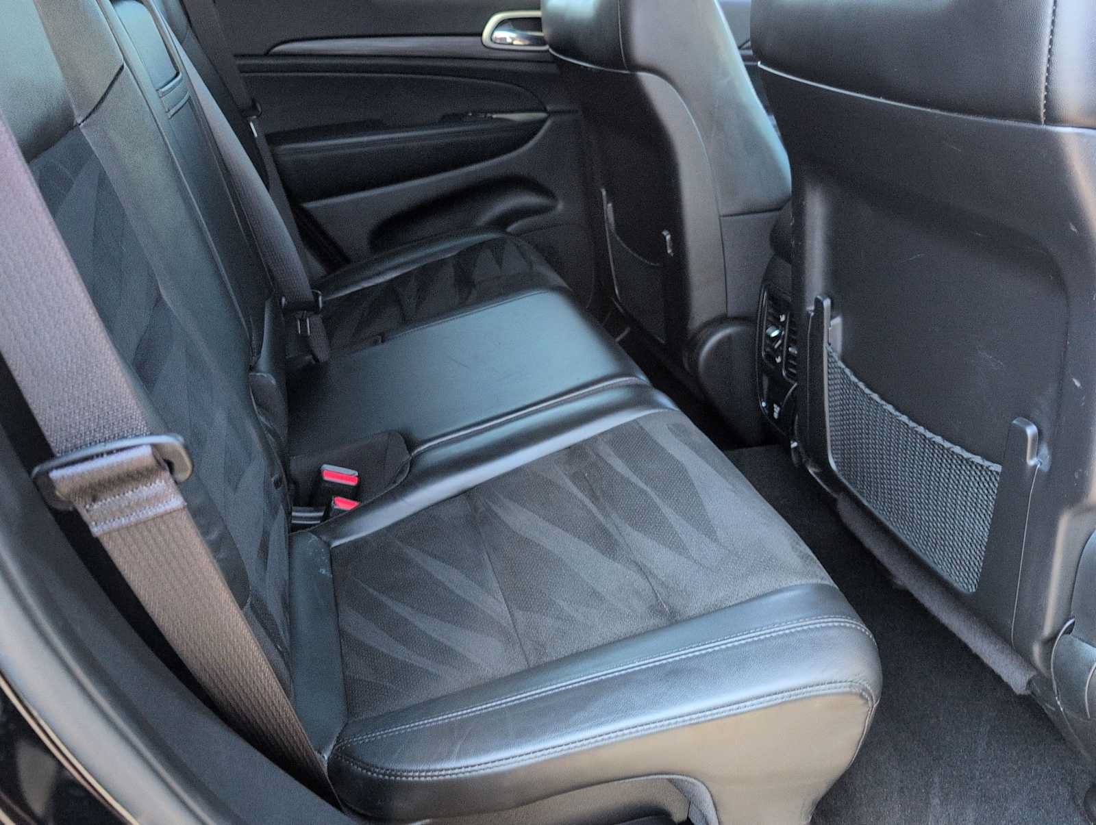Used 2022 Jeep Grand Cherokee Laredo X AWD/4WD image 20