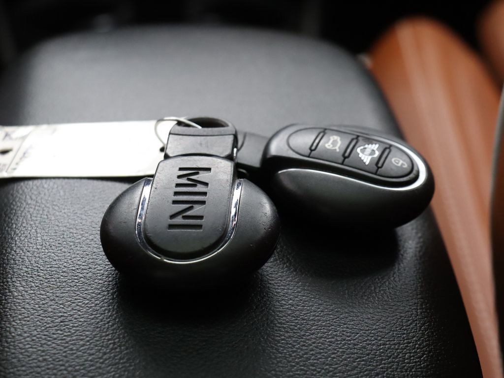 Used 2022 MINI Cooper Countryman S w/ Premium Package image 22