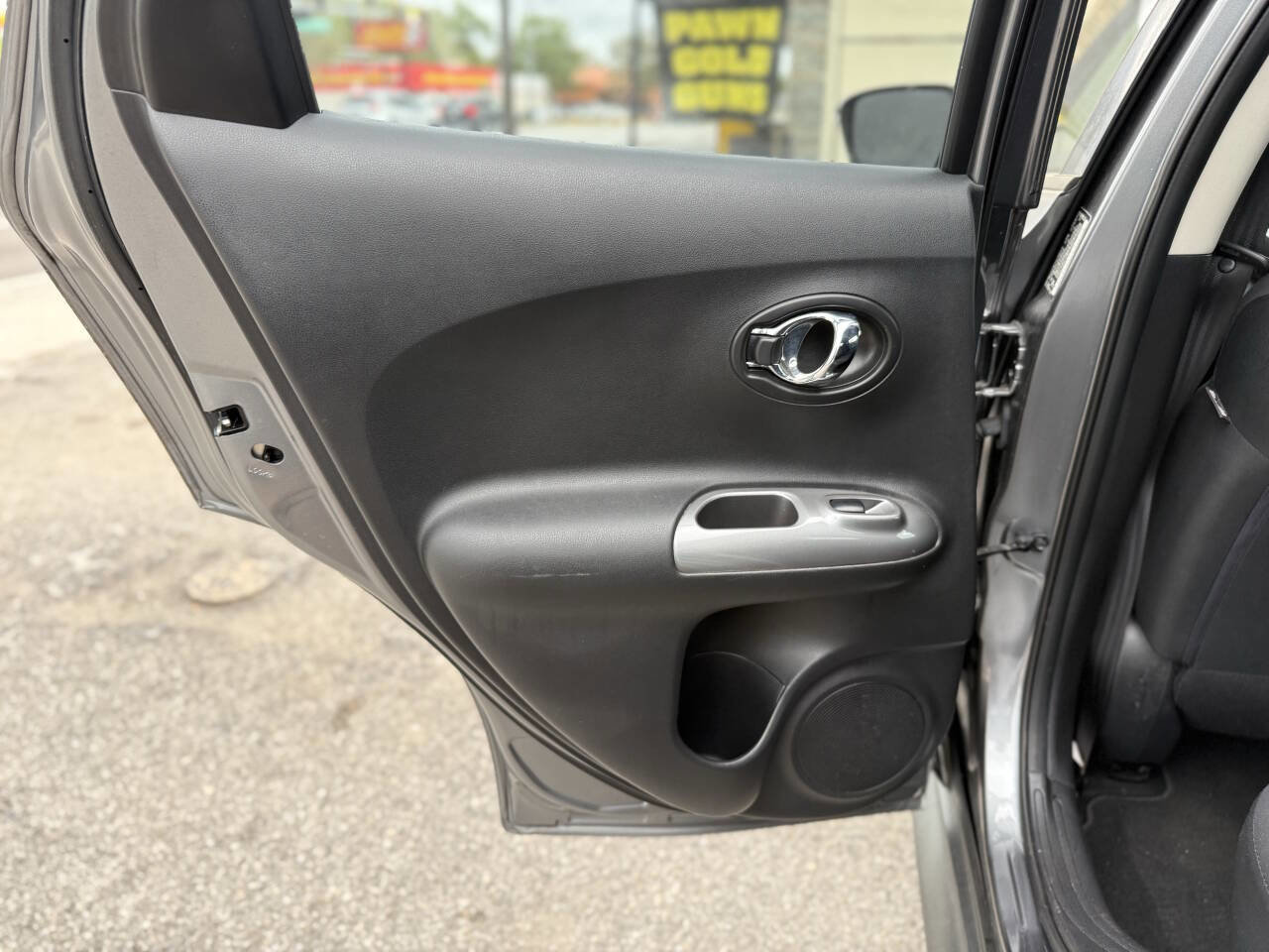 Used 2016 Nissan Juke S image 20