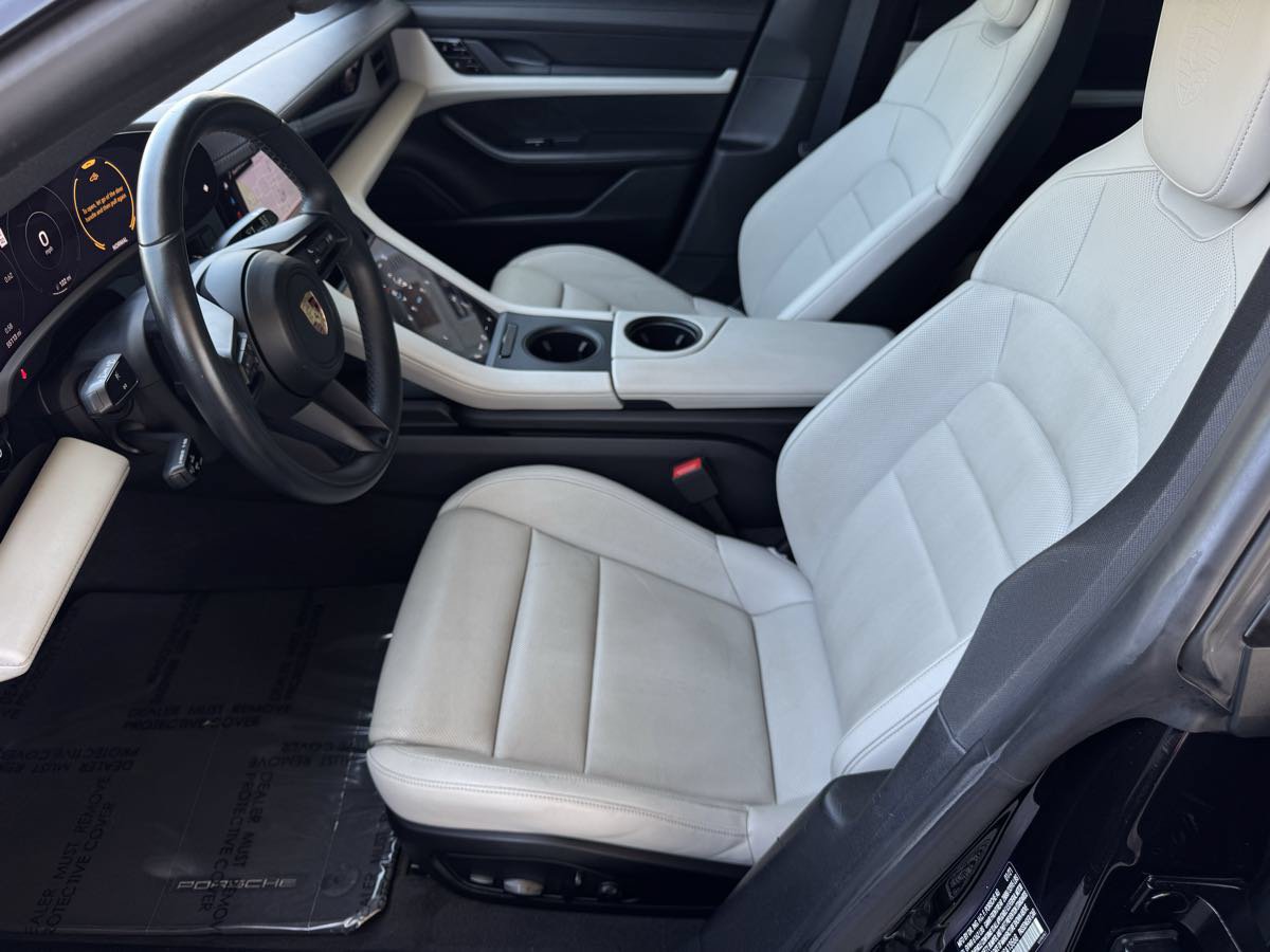 Used 2021 Porsche Taycan RWD image 16