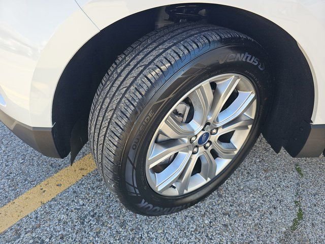 Used 2022 Ford Edge Titanium image 31