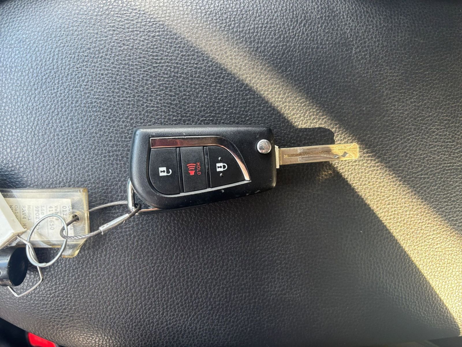 Used 2025 Toyota RAV4 LE image 22