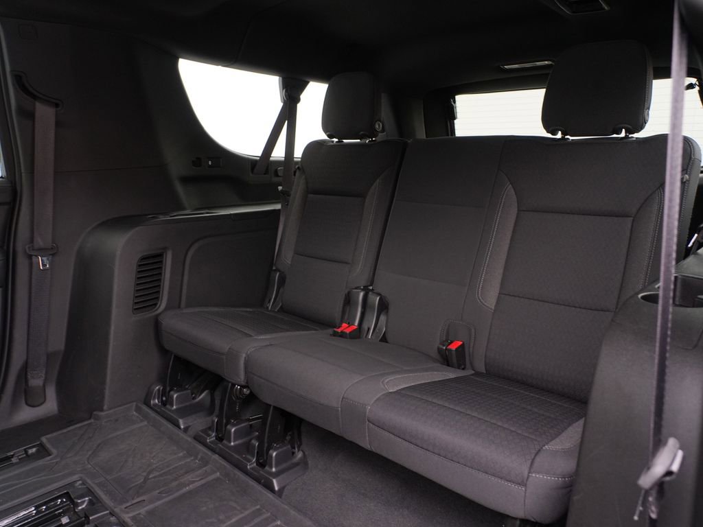 Used 2022 Chevrolet Suburban LS w/ Max Trailering Package image 18