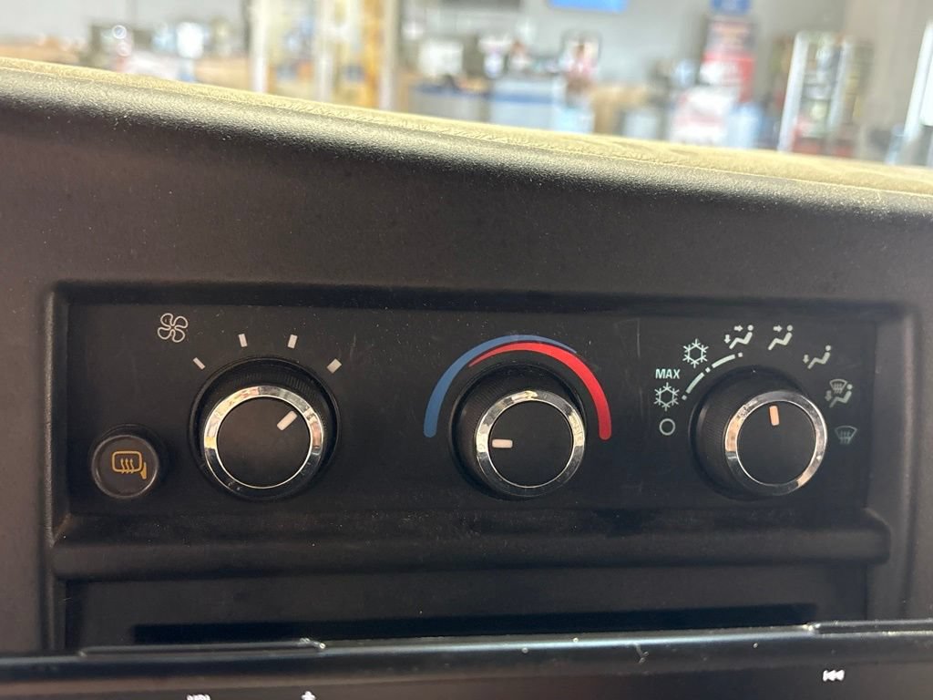 Used 2008 GMC Savana 2500 w/ Power Package RWD image 18