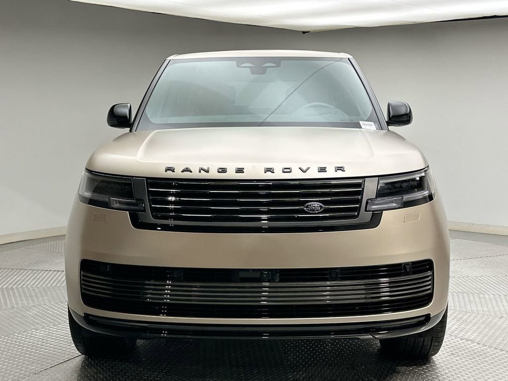 New 2026 Land Rover Range Rover SV image 16