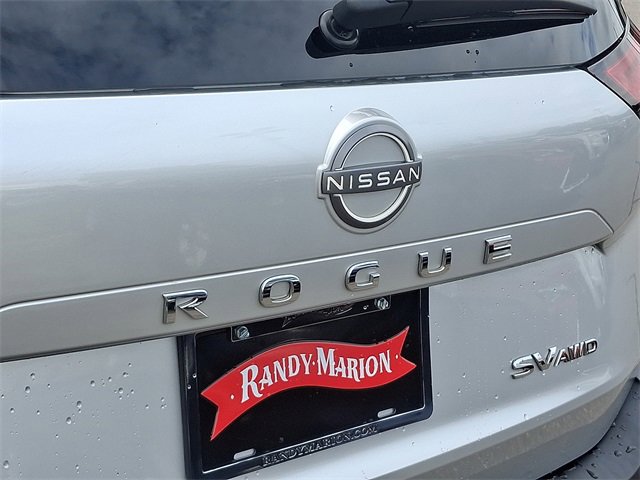 Used 2023 Nissan Rogue SV image 30