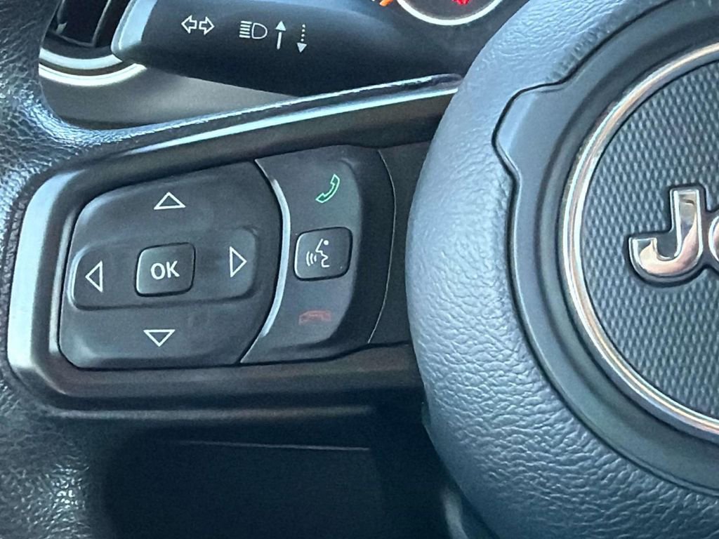 Used 2018 Jeep Wrangler Unlimited Sport image 9