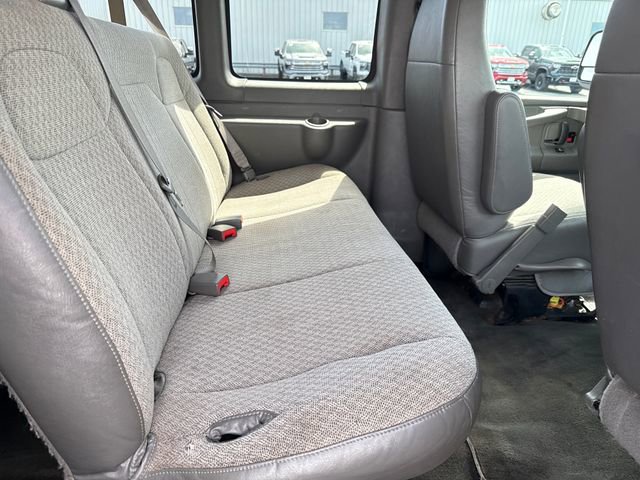 Used 2015 Chevrolet Express 2500 LT w/ LT Preferred Equipment Group RWD image 28