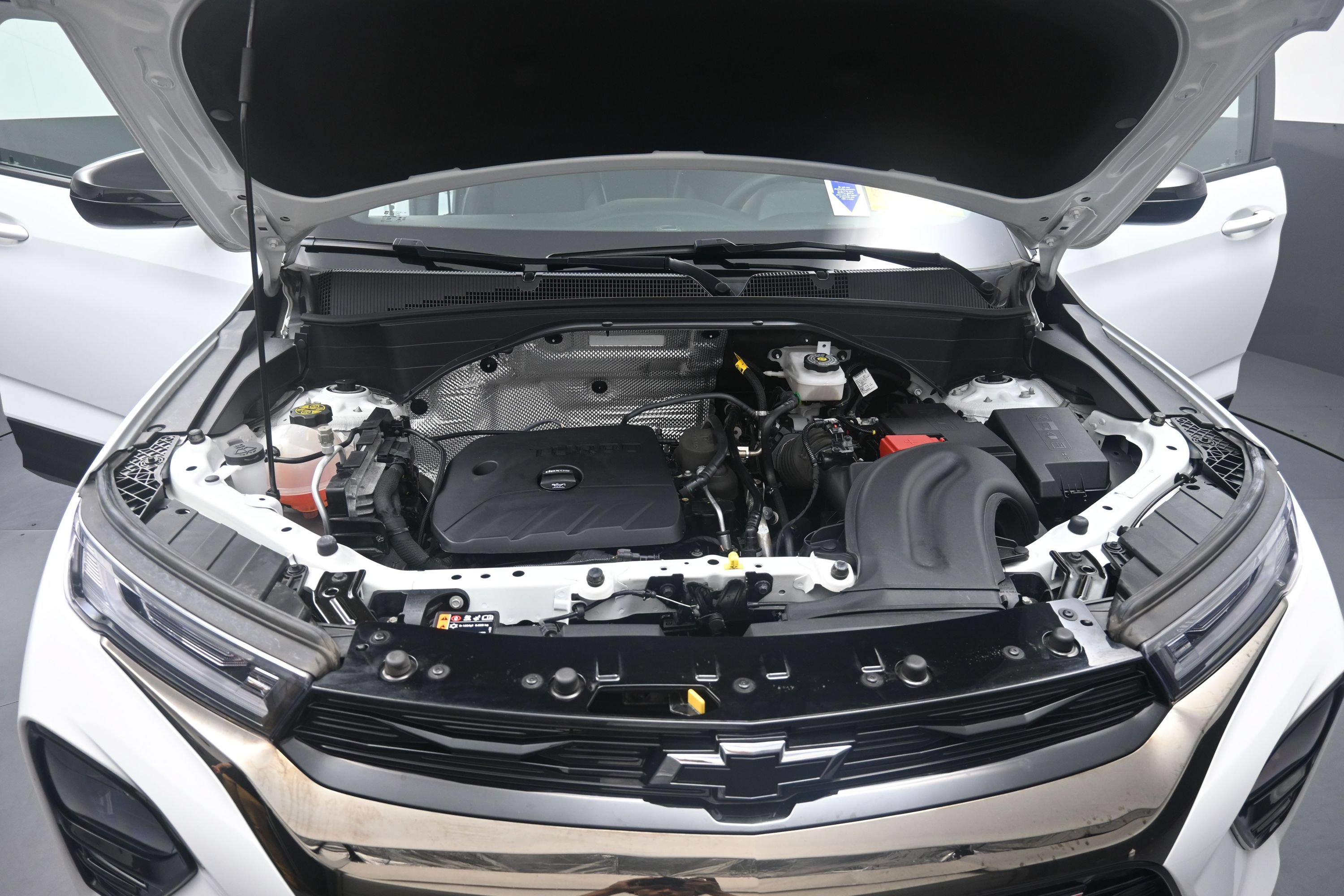 Used 2023 Chevrolet TrailBlazer RS w/ Convenience Package FWD image 12