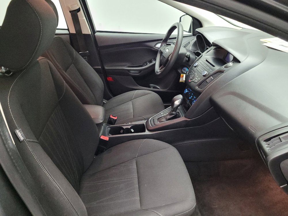 Used 2017 Ford Focus SE image 21