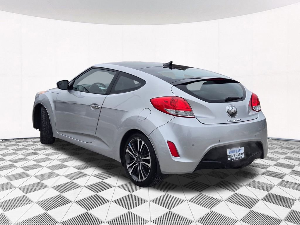 Used 2016 Hyundai Veloster Base w/ Option Group 03 image 21