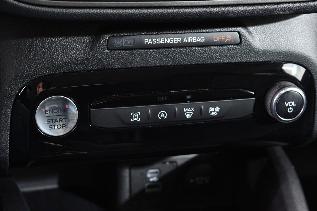 Used 2023 Ford Escape Active w/ Tech Pack #1 image 30