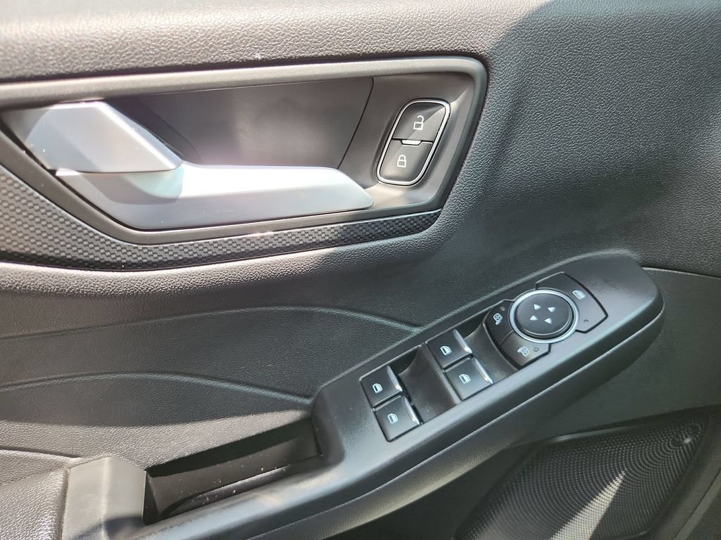 Used 2024 Ford Escape ST-Line FWD image 5