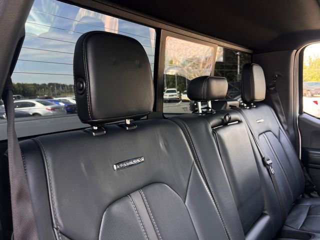 Used 2017 Ford F150 Platinum w/ Equipment Group 701A Luxury AWD/4WD image 31