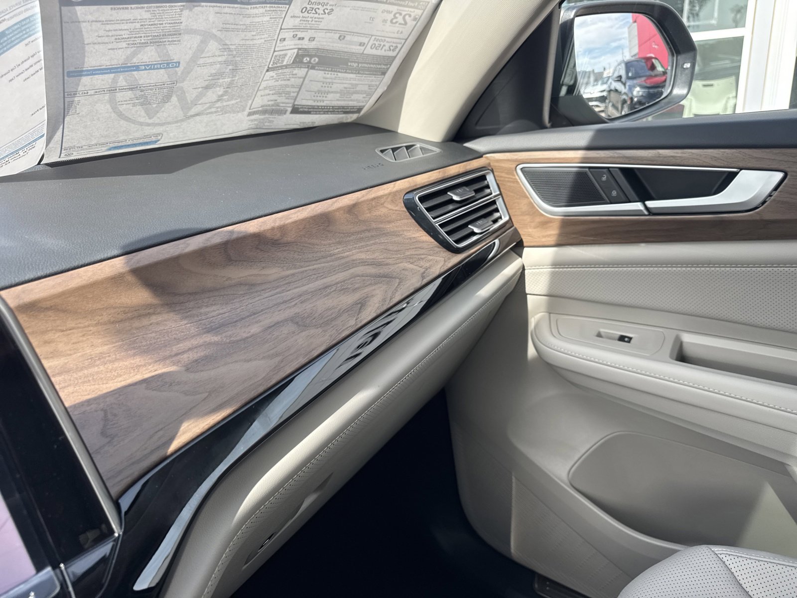 New 2026 Volkswagen Atlas SE image 23