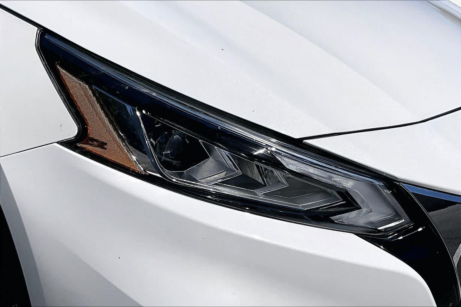 Used 2022 Nissan Altima 2.5 SR FWD image 28