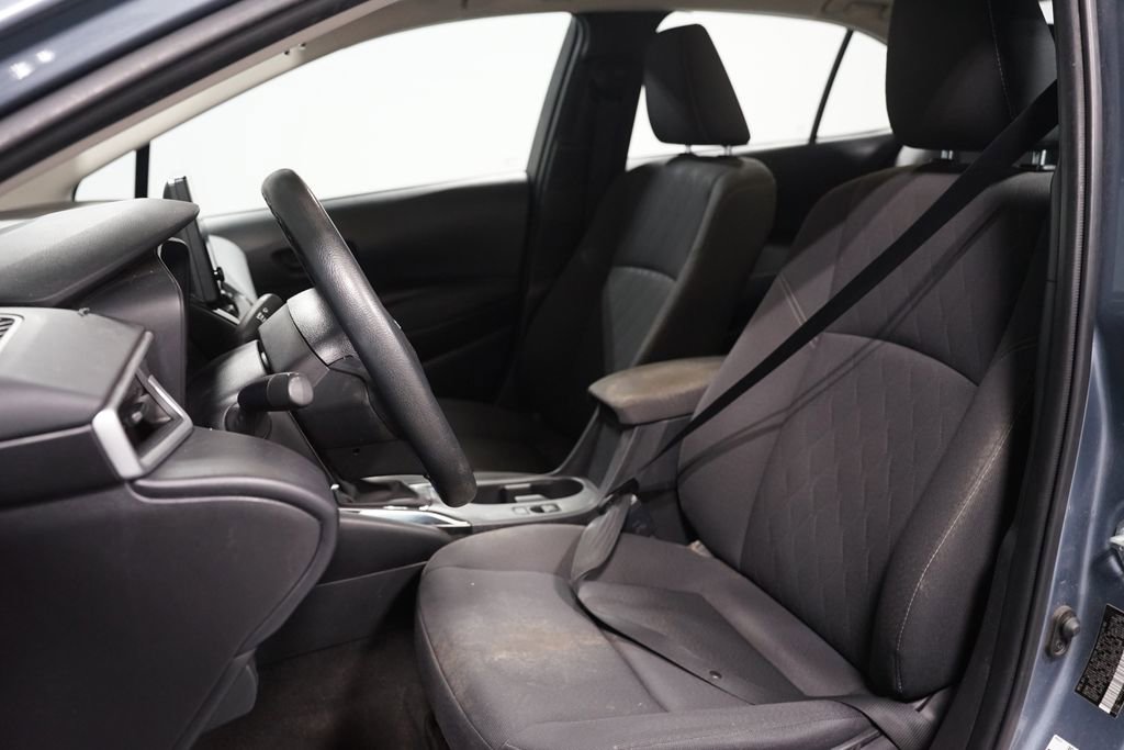 Used 2024 Toyota Corolla LE image 6