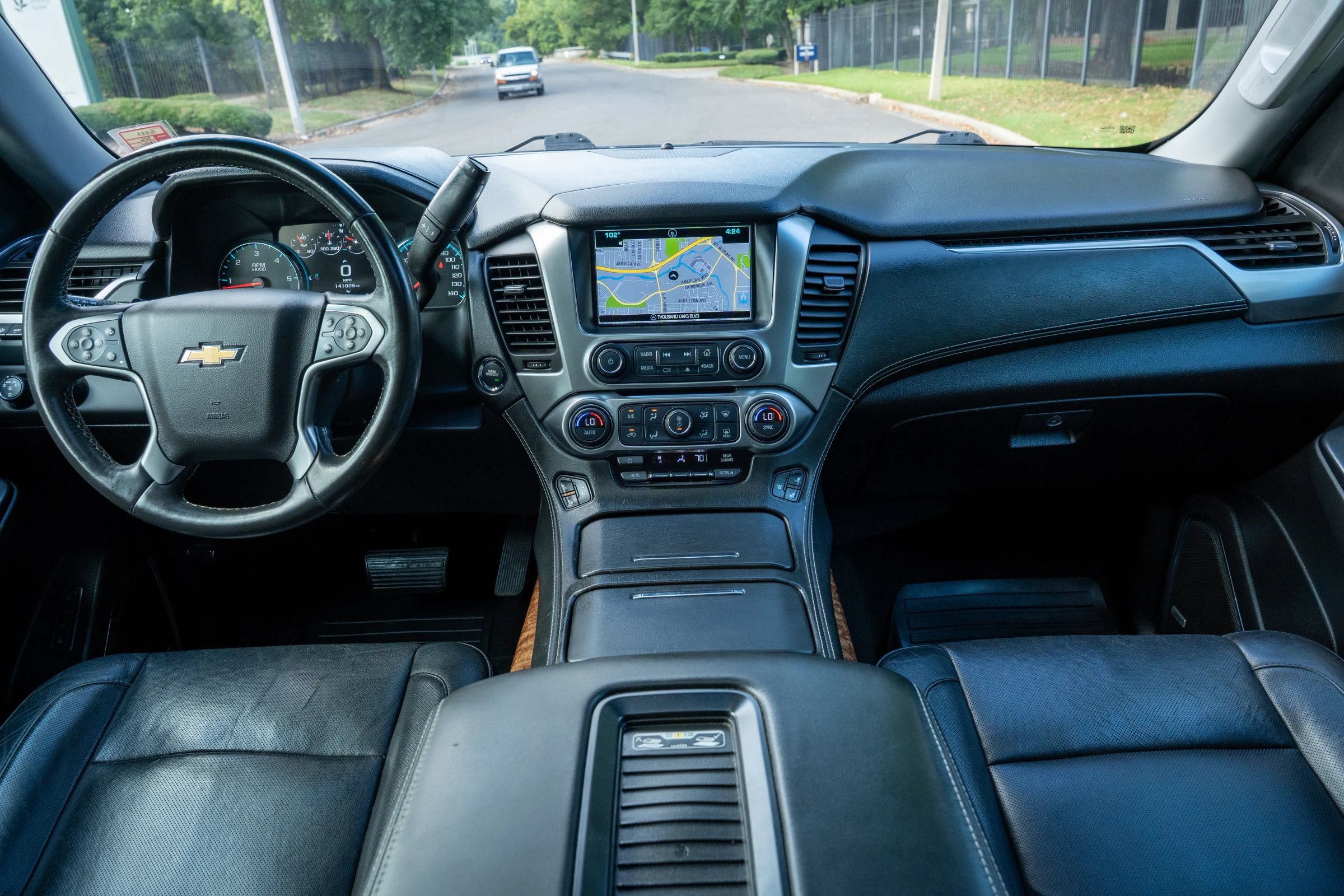 Used 2016 Chevrolet Suburban LTZ AWD/4WD image 20