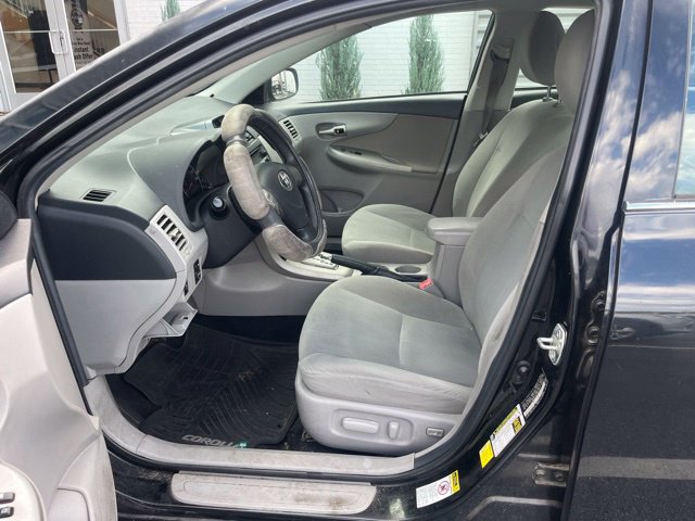 Used 2013 Toyota Corolla LE w/ Premium Pkg FWD image 11