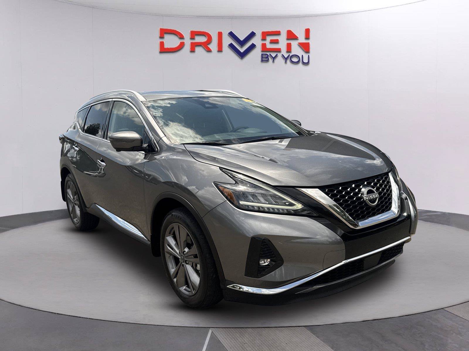Certified 2024 Nissan Murano Platinum w/ Cargo Package FWD image 1
