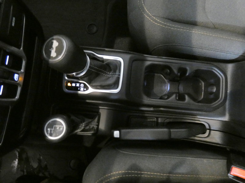 Used 2024 Jeep Wrangler Unlimited Sport image 15