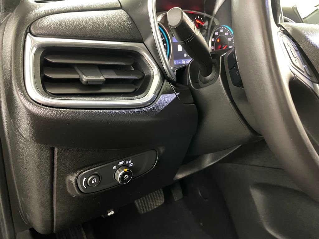 Used 2019 Chevrolet Equinox LT FWD image 27