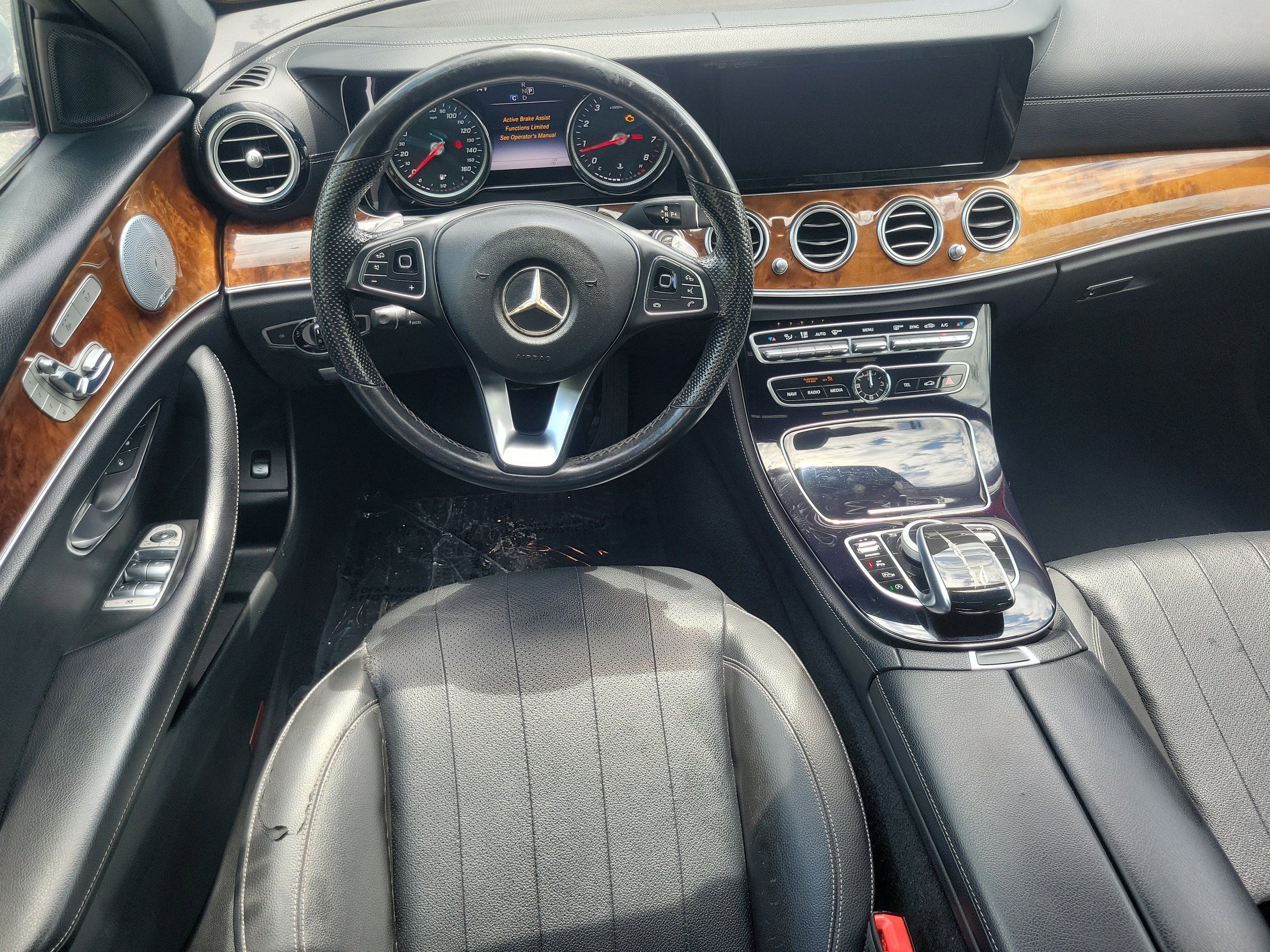 Used 2017 Mercedes-Benz E 300 4MATIC image 12