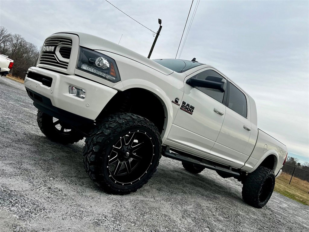 Used 2018 RAM 2500 Laramie w/ Sport Appearance Group image 36