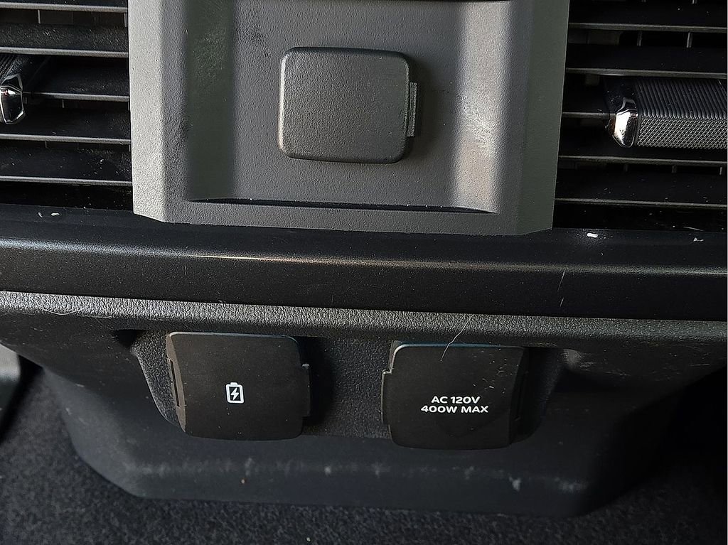 Used 2023 Ford F150 XLT w/ Equipment Group 302A High image 10