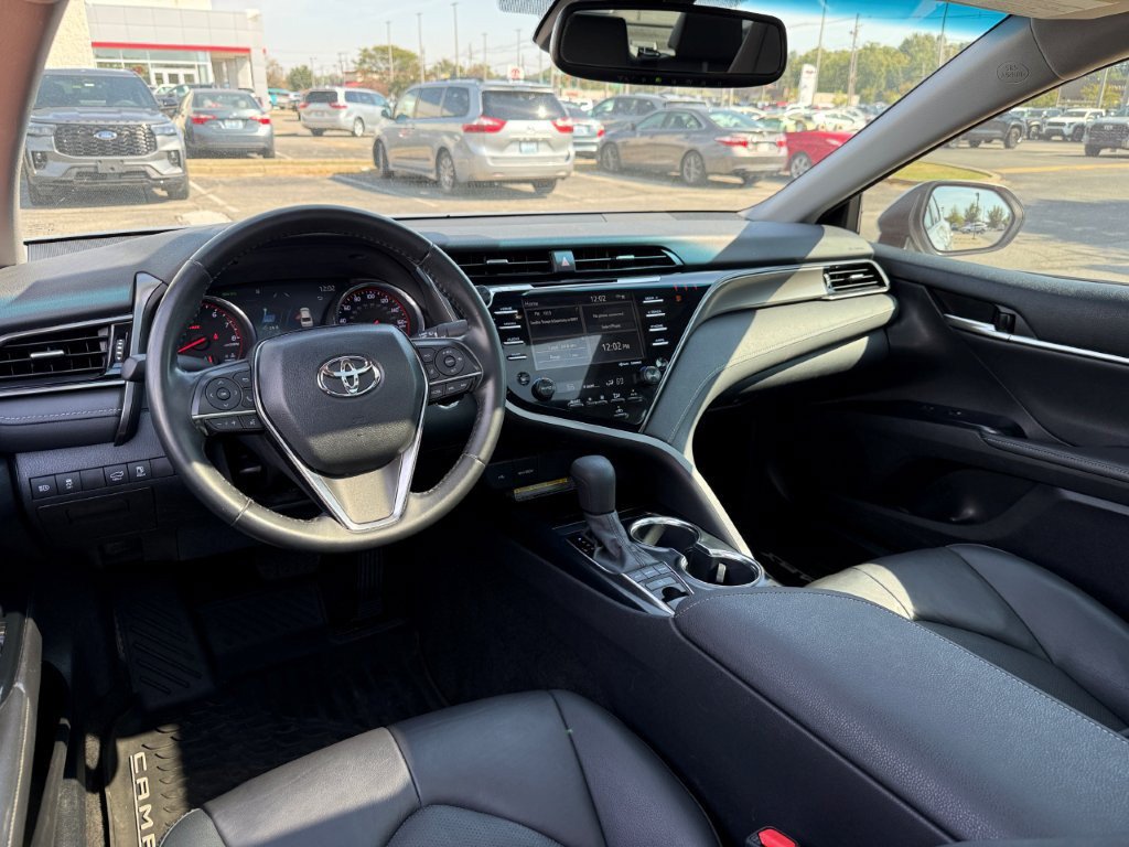 Used 2020 Toyota Camry XSE FWD image 17